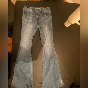 low waisted bell bottom jeans